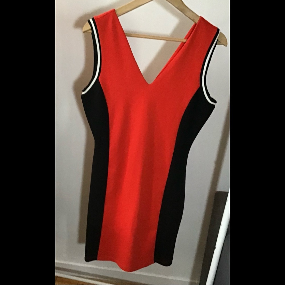 Vero Moda size M red dress